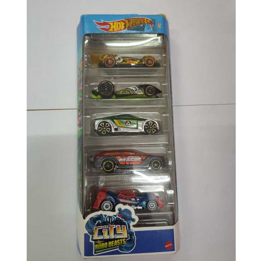 Hot Wheels BATMAN 5 PACK  CITY vs ROBO BEASTS Gift Pack isi 5 hotwheels