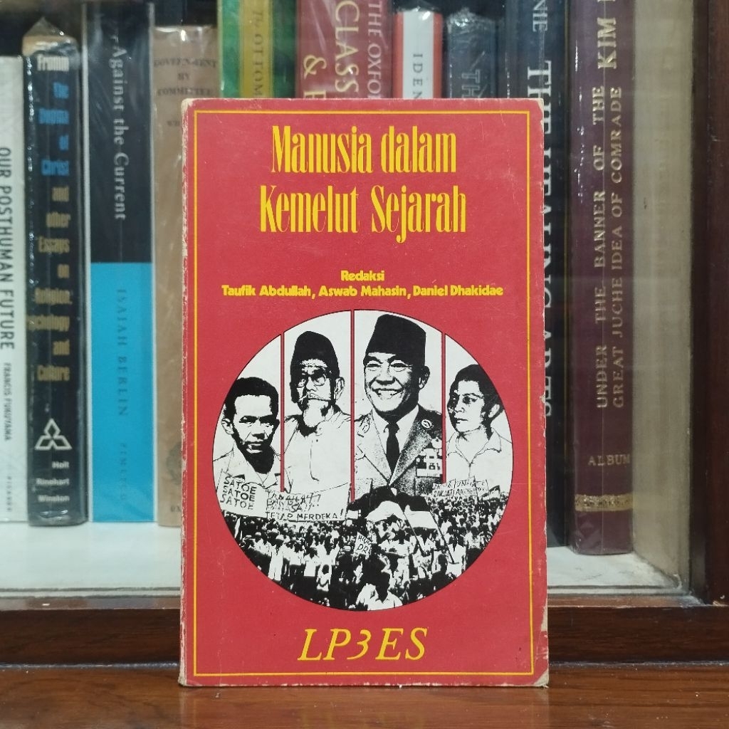 Manusia Dalam Kemelut Sejarah - Taufik Abdullah dkk