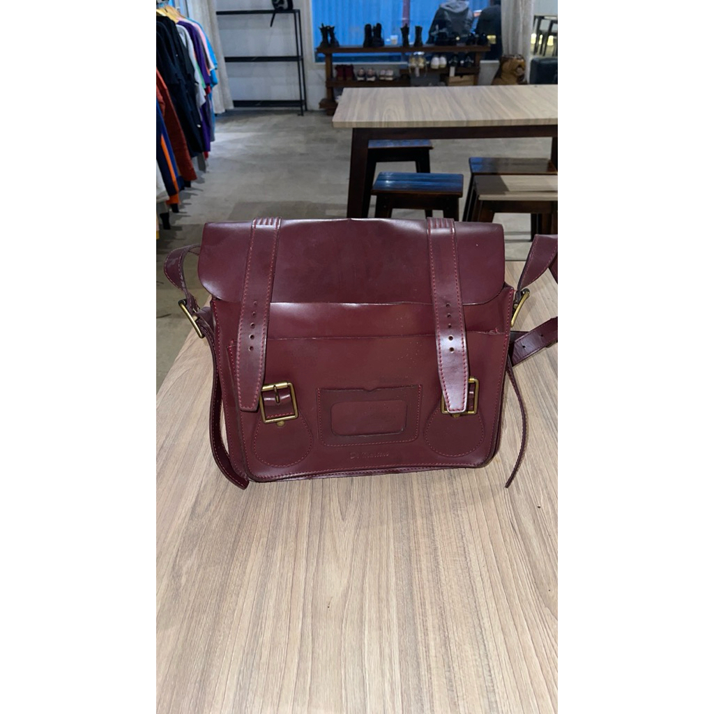 dr. martens sachtel bag red cherry