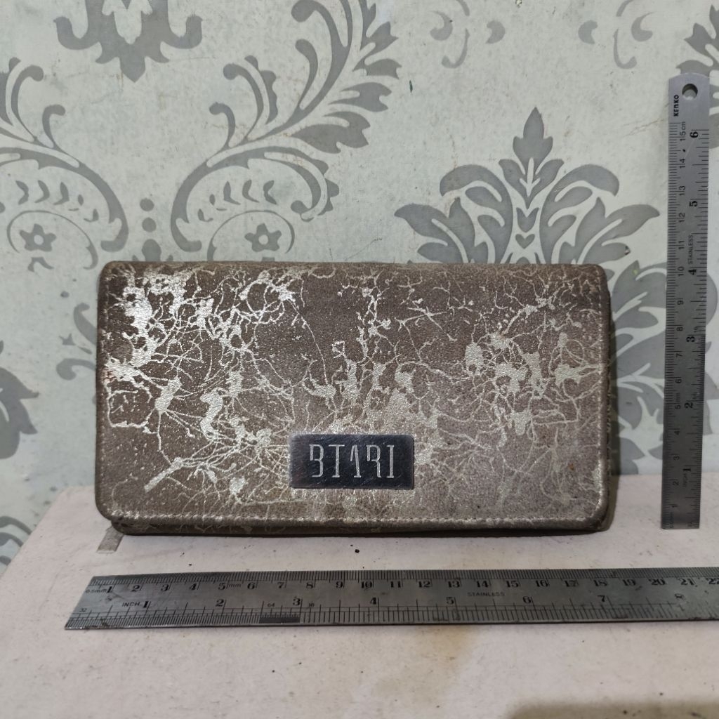 Dompet wanita Btari seken