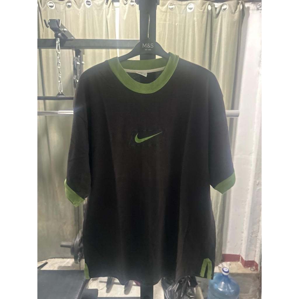 kaos nike box logo