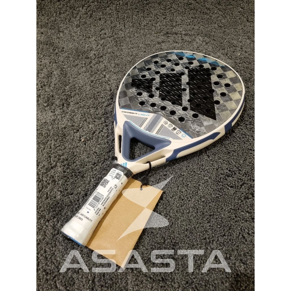 Adidas Cross it light 2025 / cross it light martita ortega / Racket Padel / Racket padel adidas