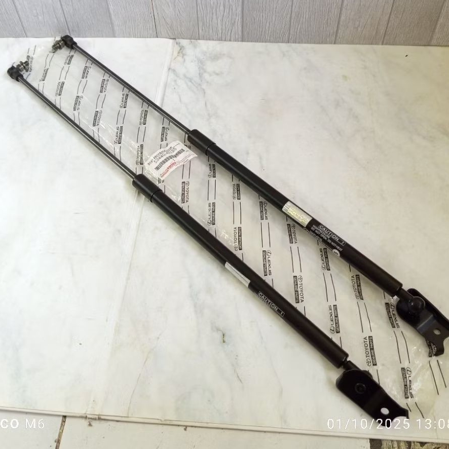 Shock Kap Mesin Hidrolik Toyota Harrier Gen 2 2003-2012 49155 1Set