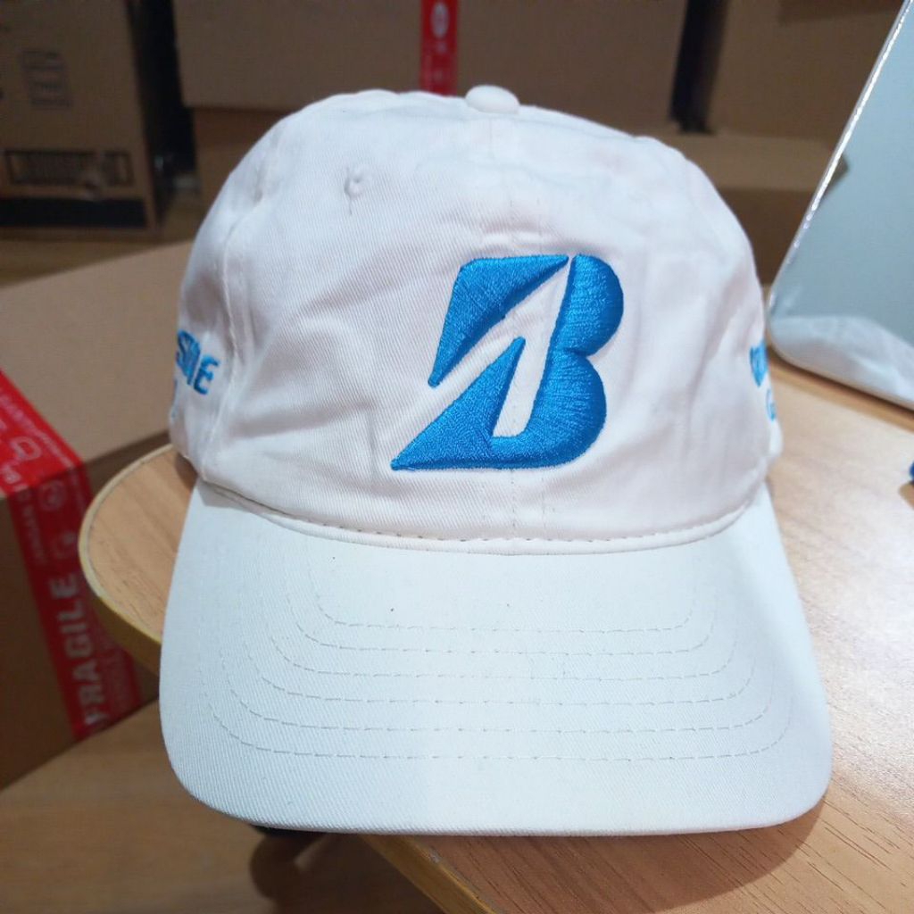 Topi Bridgestone Golf Warna Putih Model Setelan