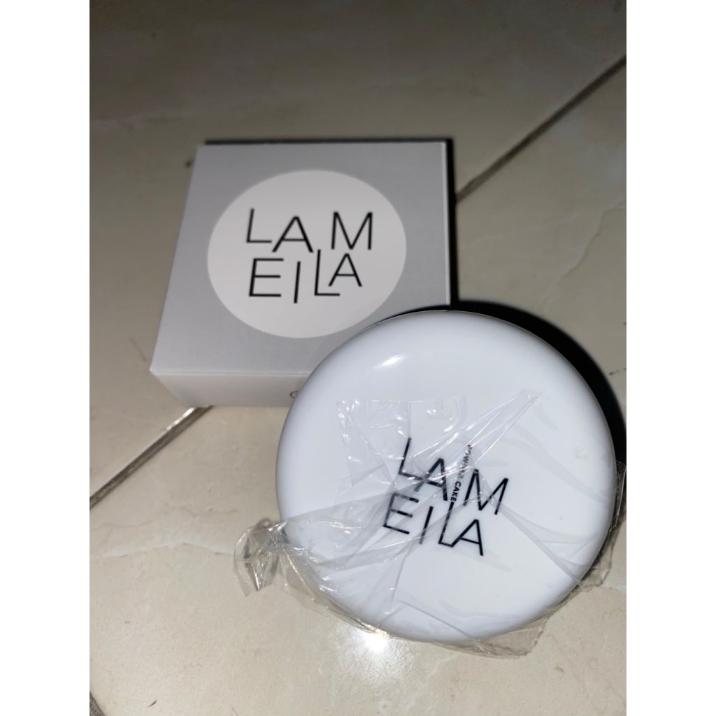 LAMEILA BEDAK PADAT LAMEILA PRESSED POWDER