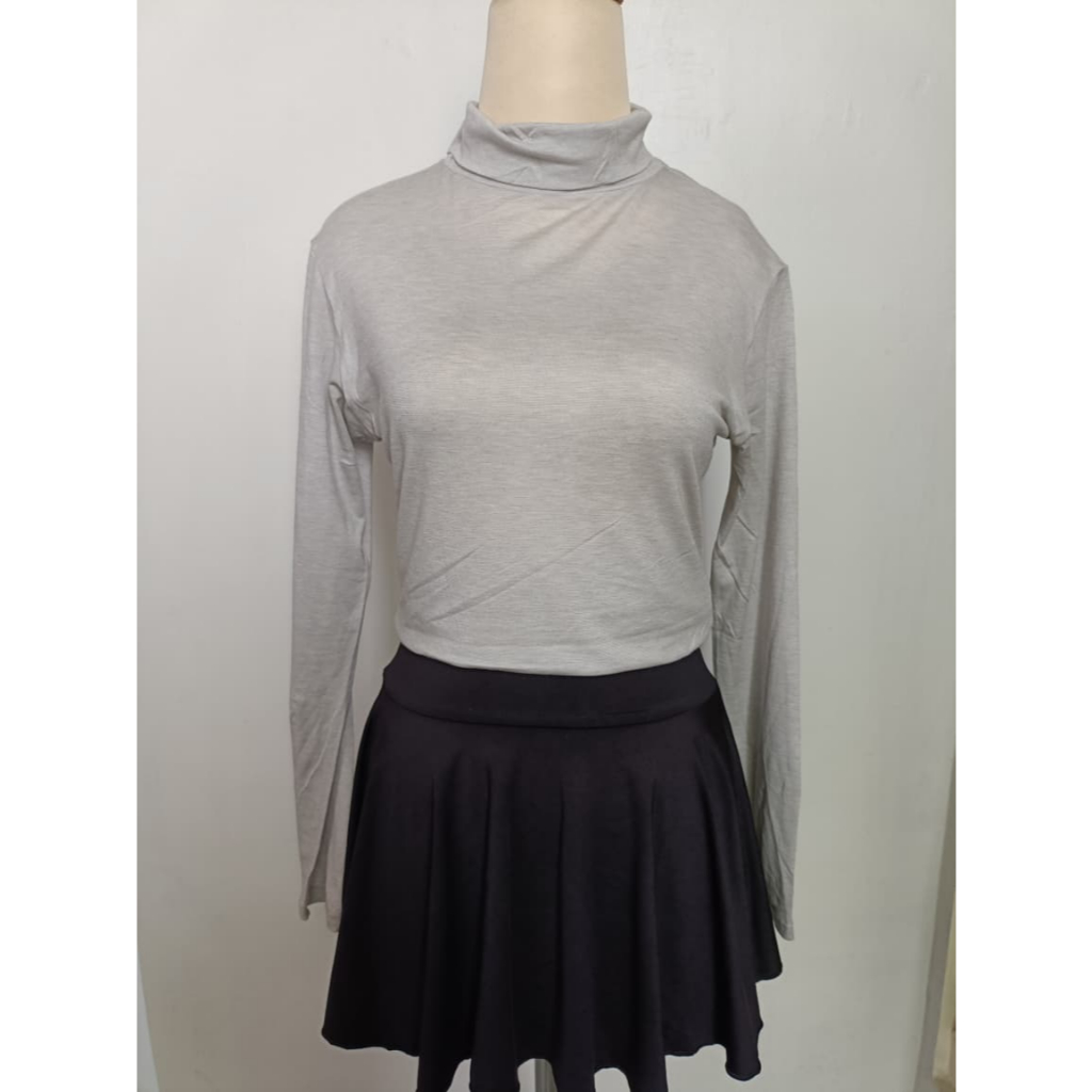 (PRELOVED) HEATECH BY UNIQLO INNER MANSET GREY ABU BY.WDYS