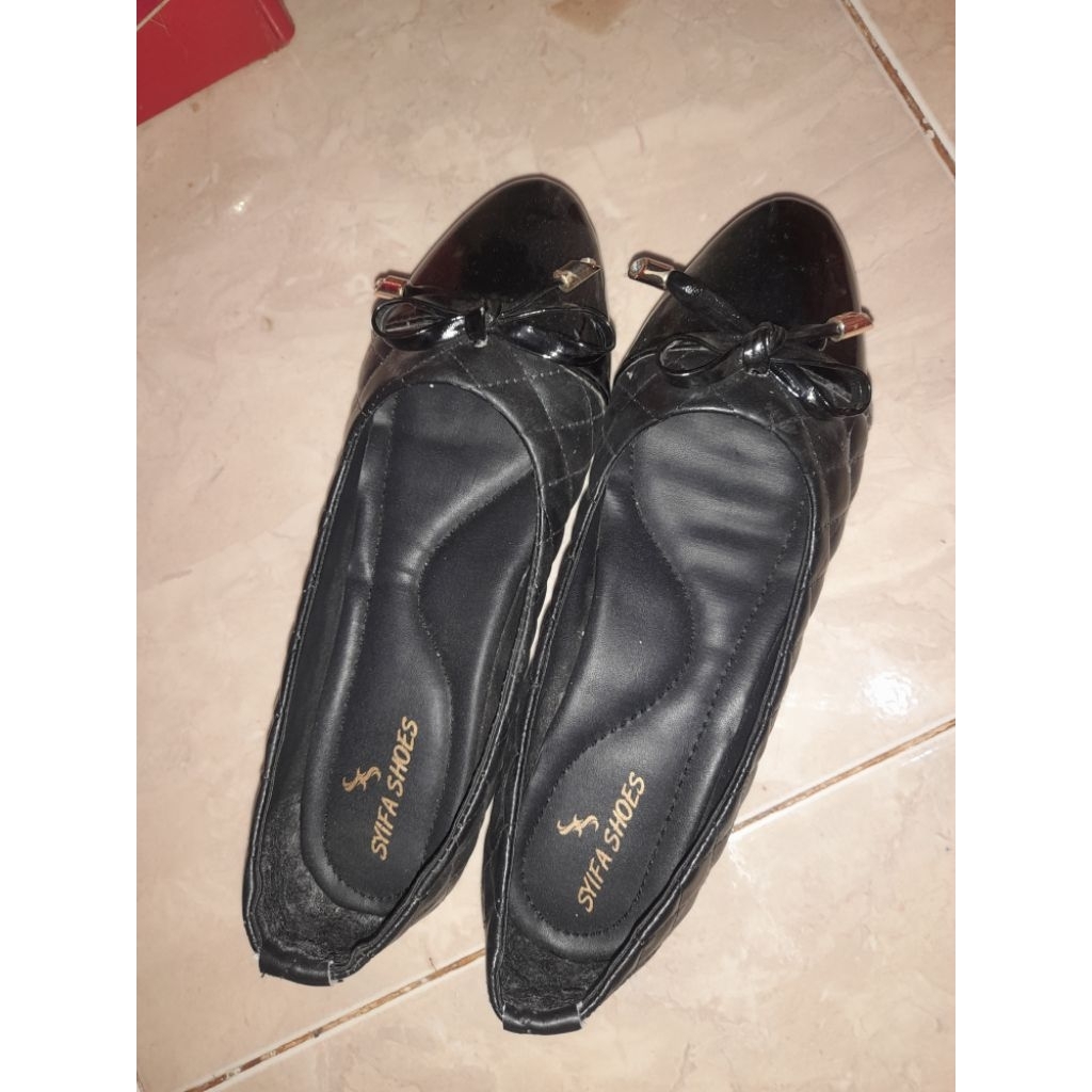 sepatu flat shoes hitam wanita