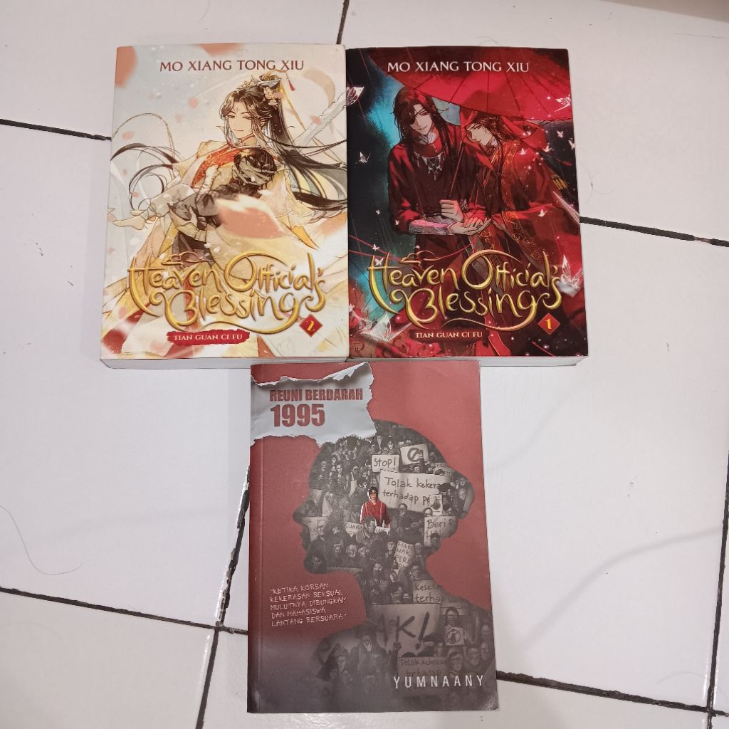 PRELOVED HEAVEN OFFICIAL BLESSING VOL. 1-2 & REUNI BERDARAH 1995