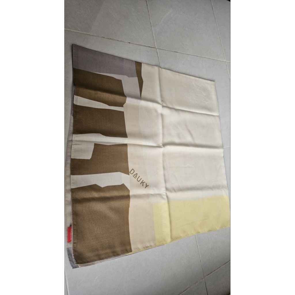 Hijab Dauky Preloved