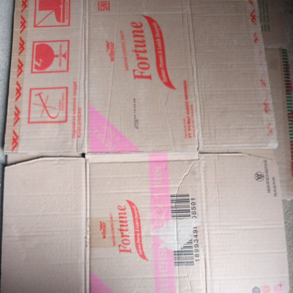 kardus bekas tebal