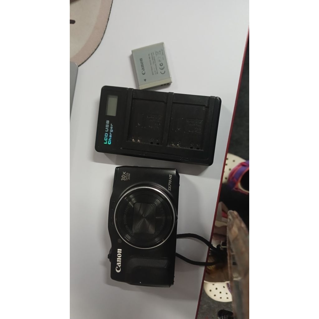 Canon SX710hs 30x optical zoom