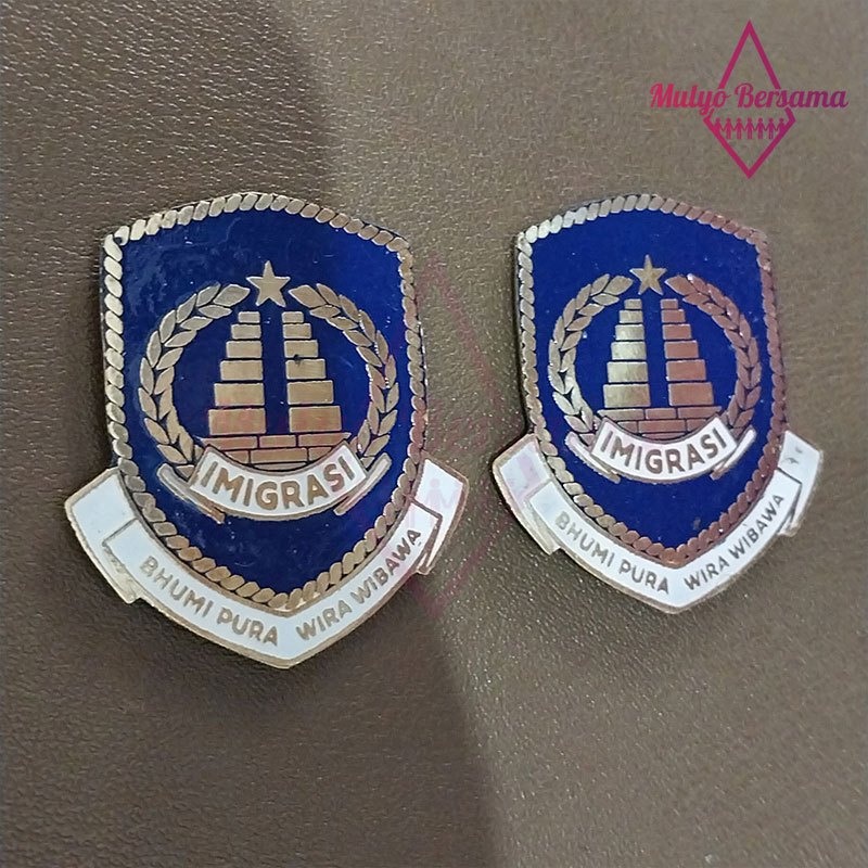Lencana Pin Direktorat Jenderal Imigrasi Pin Logo Imigrasi - Mulyo Bersama