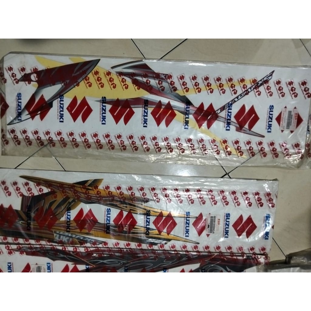 STRIPING SUZUKI SKYWAVE 125