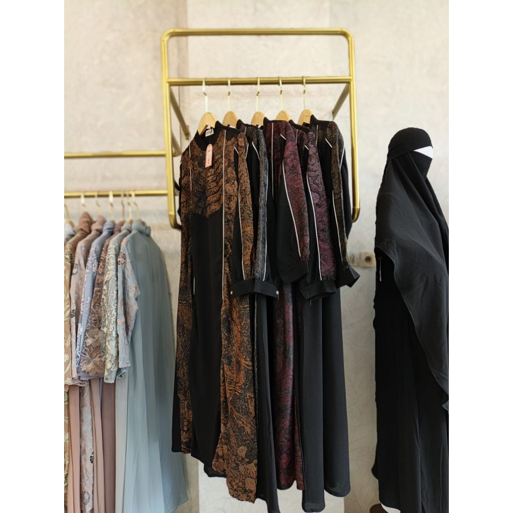 KIREINA STORE - DRESS MOTIF BATIK | ABAYA BIIR ALI