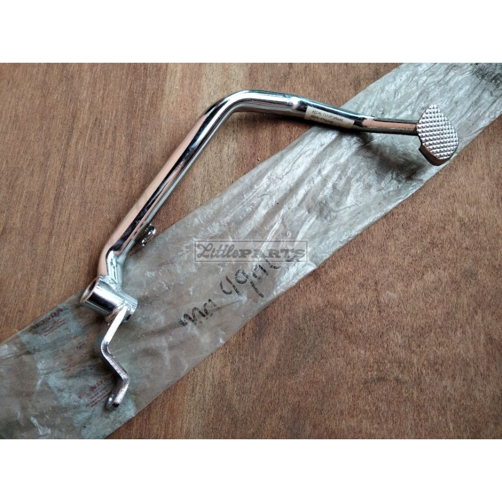 Pedal rem belakang honda supra x 125 double disk cakram ori original