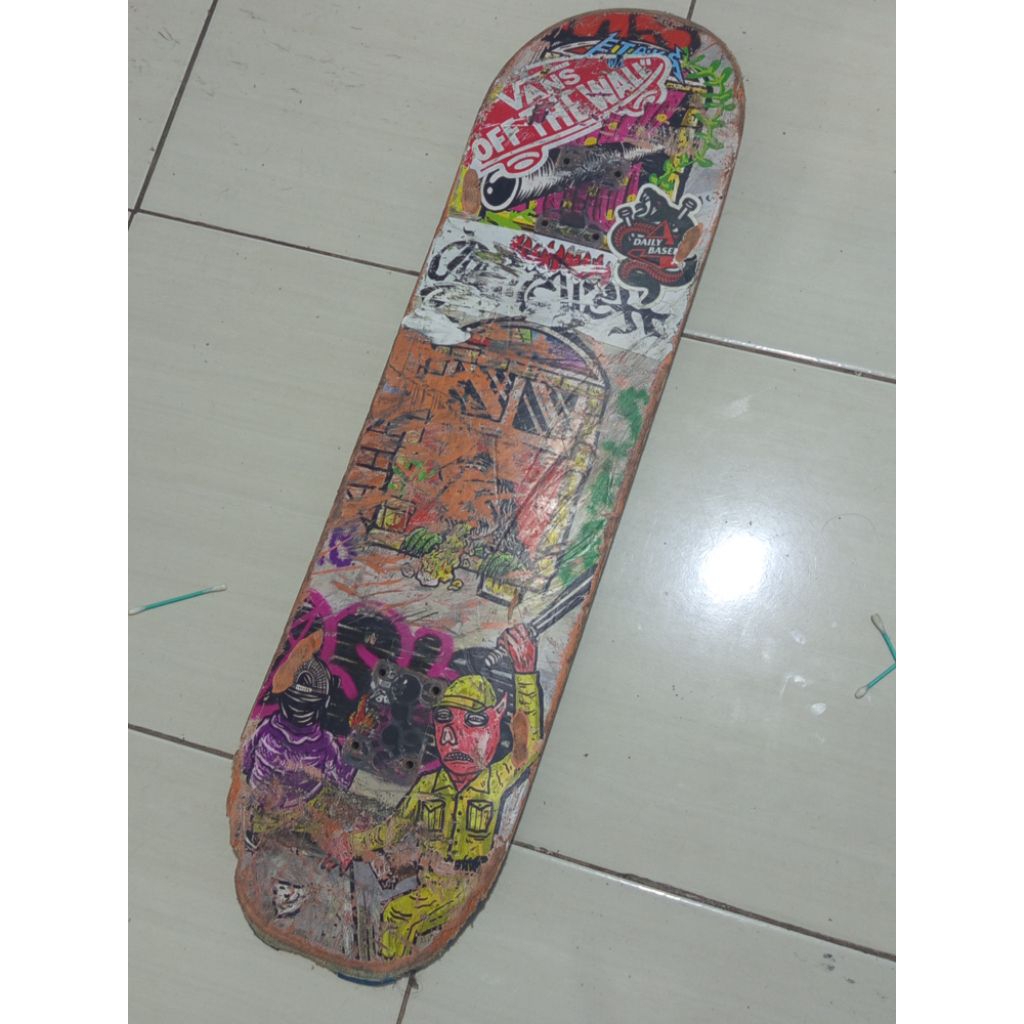 deck etaks second