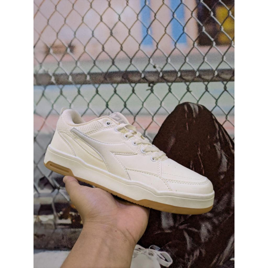 DIADORA Original Nixon Sneakers Shoes Pria