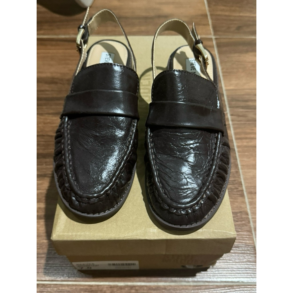 [PRELOVED] STEVE MADDEN REEVES SEPATU WANITA