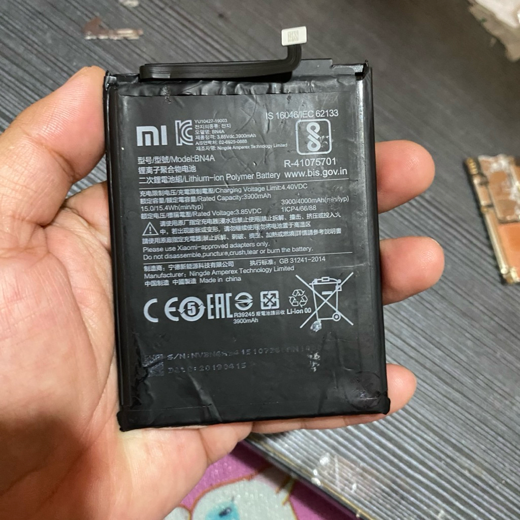 Dus/Box Hp A3s dus bekas oppo a3s