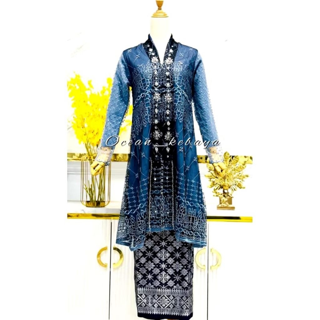PRELOVED ATASAN KEBAYA DENIM NAVY