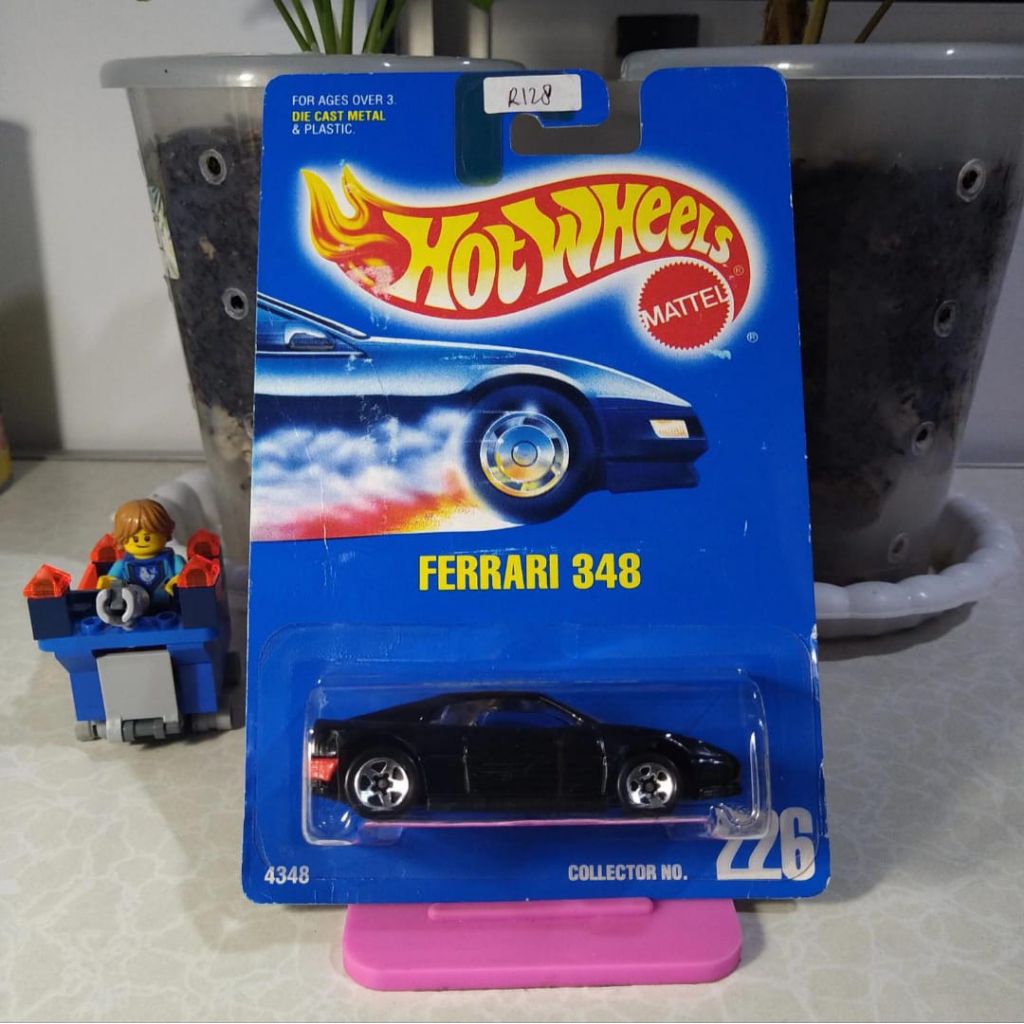 Hot Wheels 1991 Blue Card Ferrari 348 R128