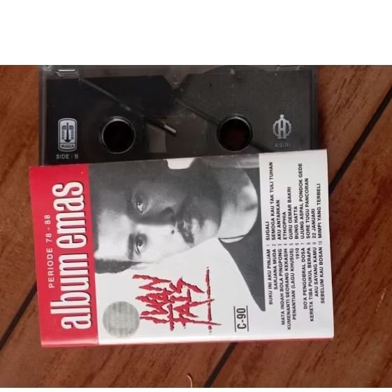 kaset pita iwan fals album emas
