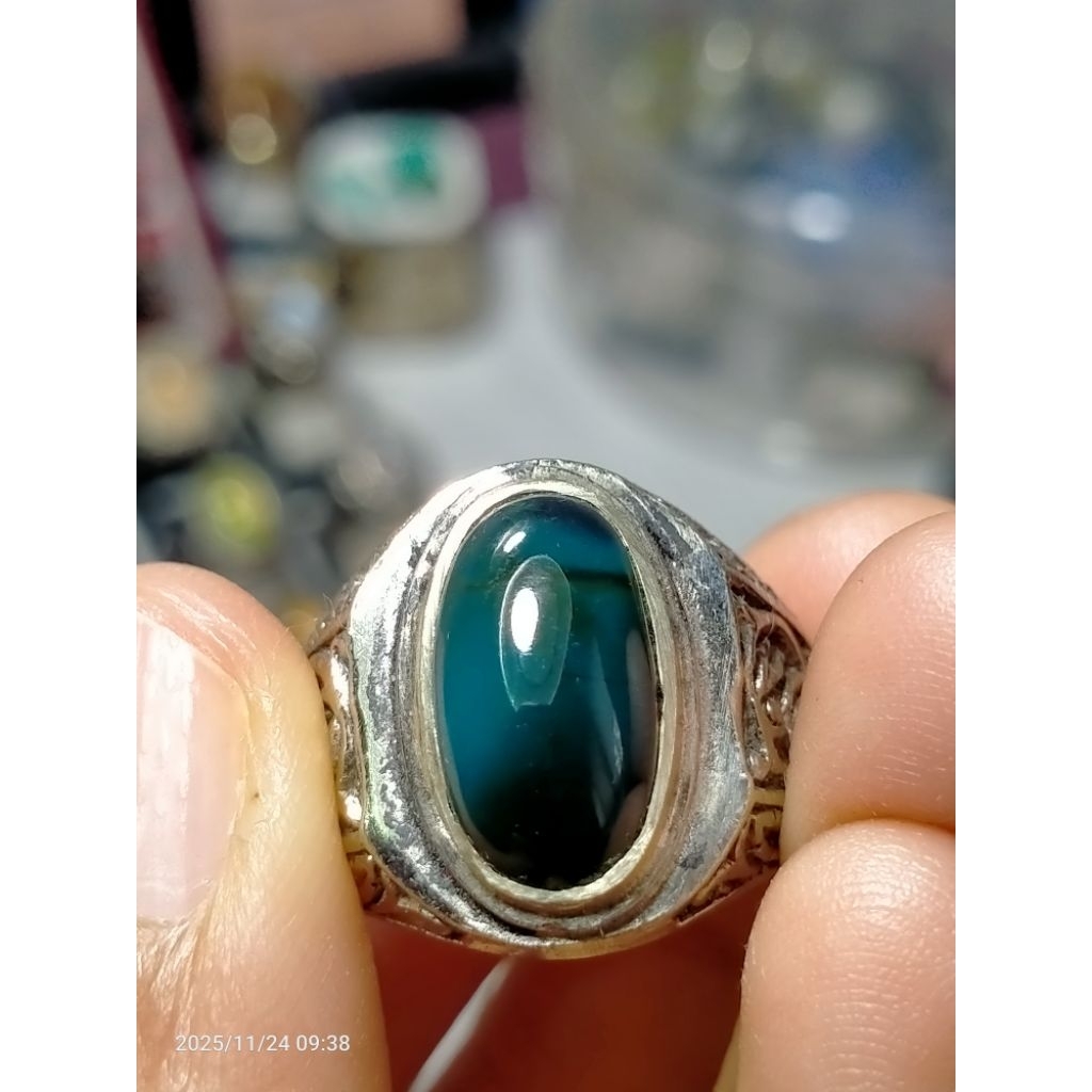 batu cincin bacan coklat