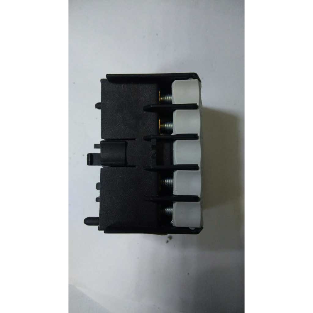 Auxiliary Contact 04 DIL E 4NC