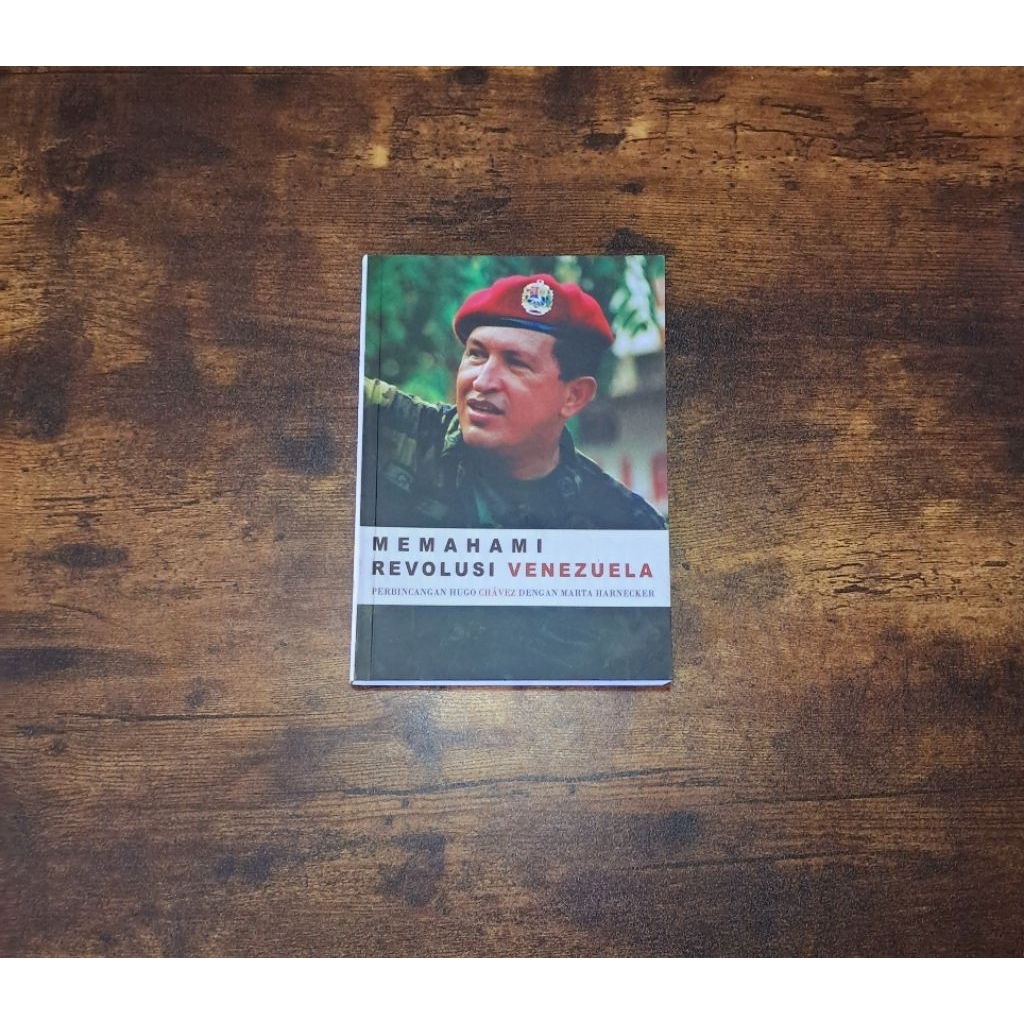 MEMAHAMI REVOLUSI VENEZUELA