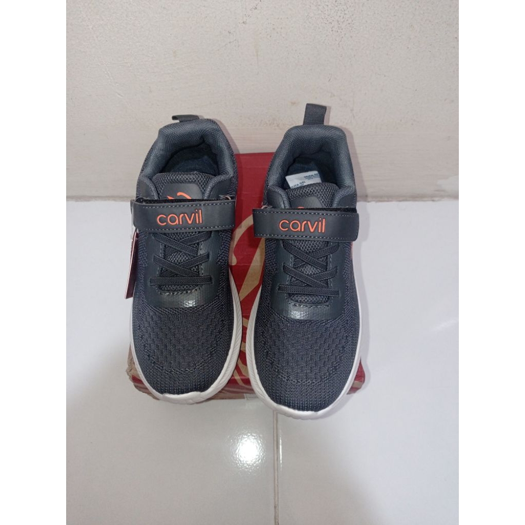 Sepatu carvil anak