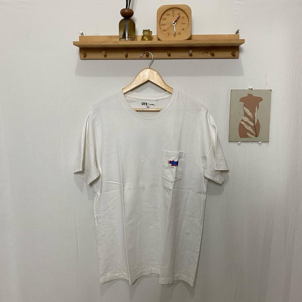 kaos tshirt UNIQ keith haring Original size XL kondisi bagus