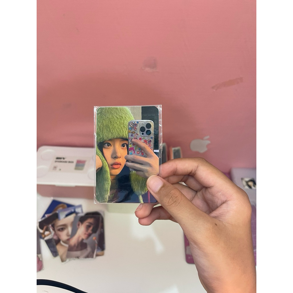 photochard hanni iphone unofficial bisa req vt