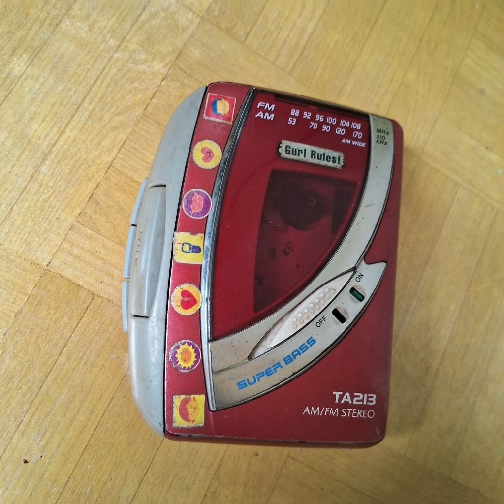 walkman aiwa radio jadul