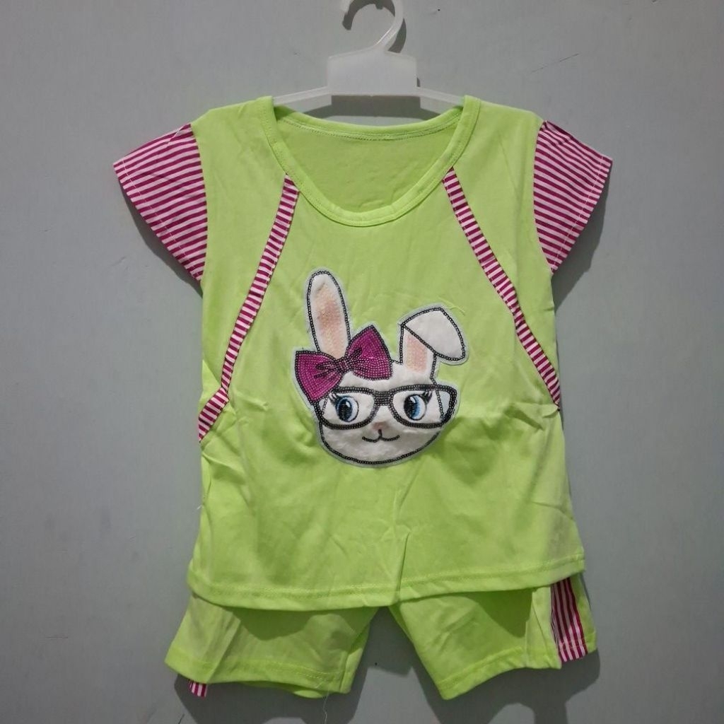 sale setelan anak new with tag