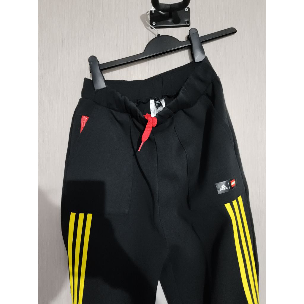 celana jogher adidas lego preloved