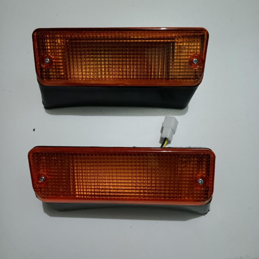 Lampu Bumper Depan Toyota Kijang Grand Super 1 Set