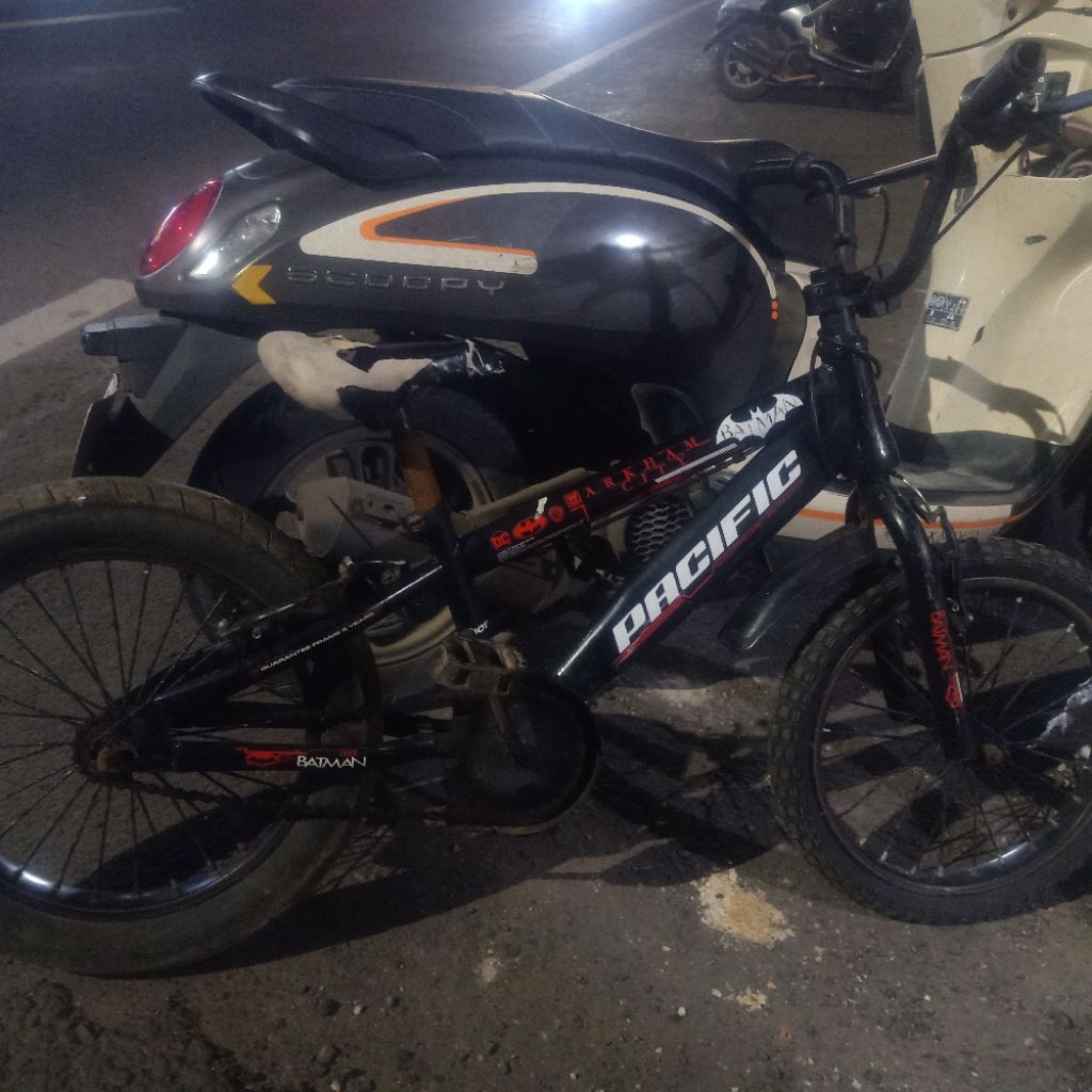 sepeda bmx pacific batman uk 18