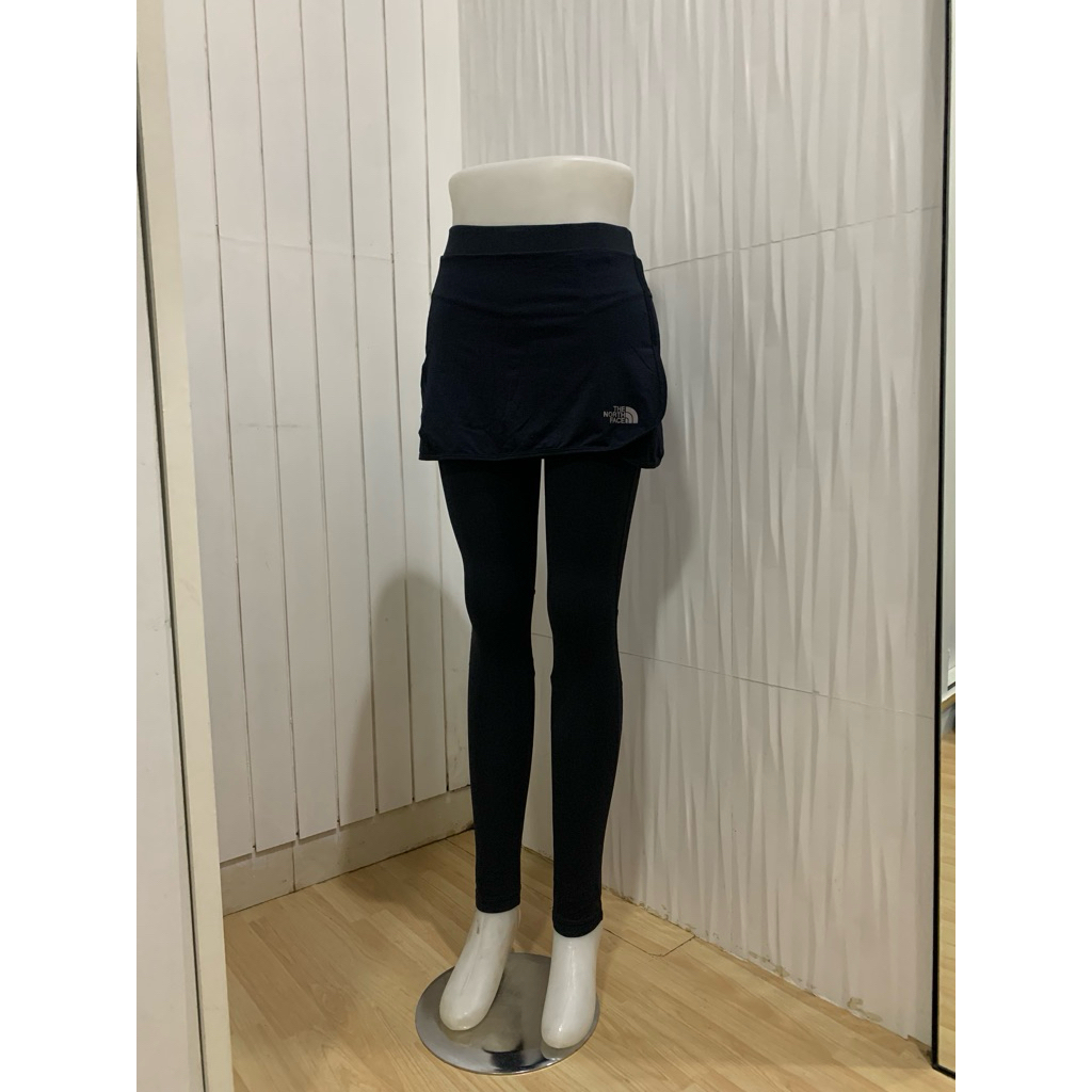 Preloved TNF The North Face Hiking Trail Run Skort Skirt Long Legging Navy Women