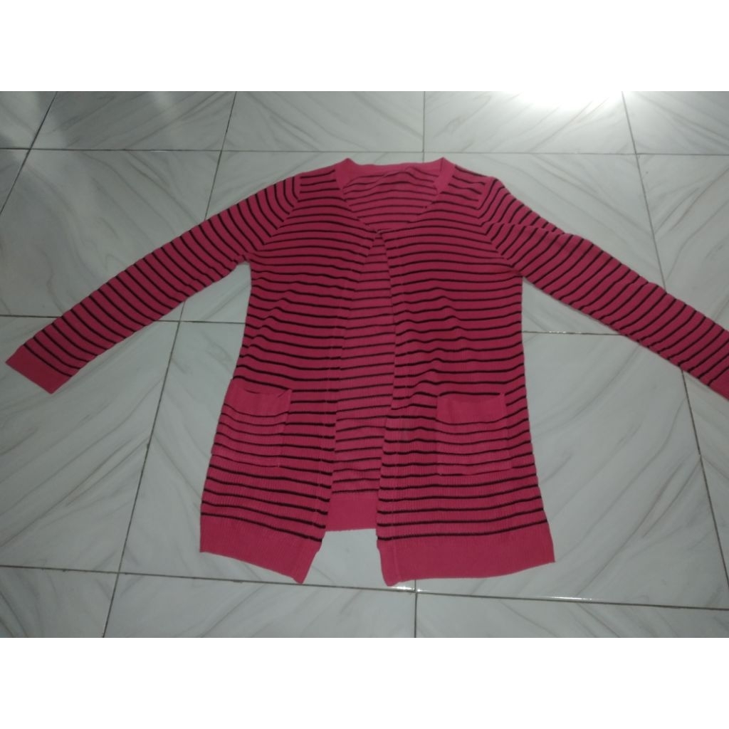 Cardigan Rajut Pink Magenta Salur