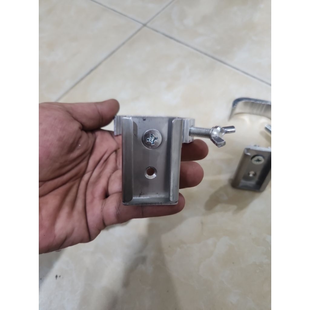 Breket Cpap/ Humidifier Ventilator