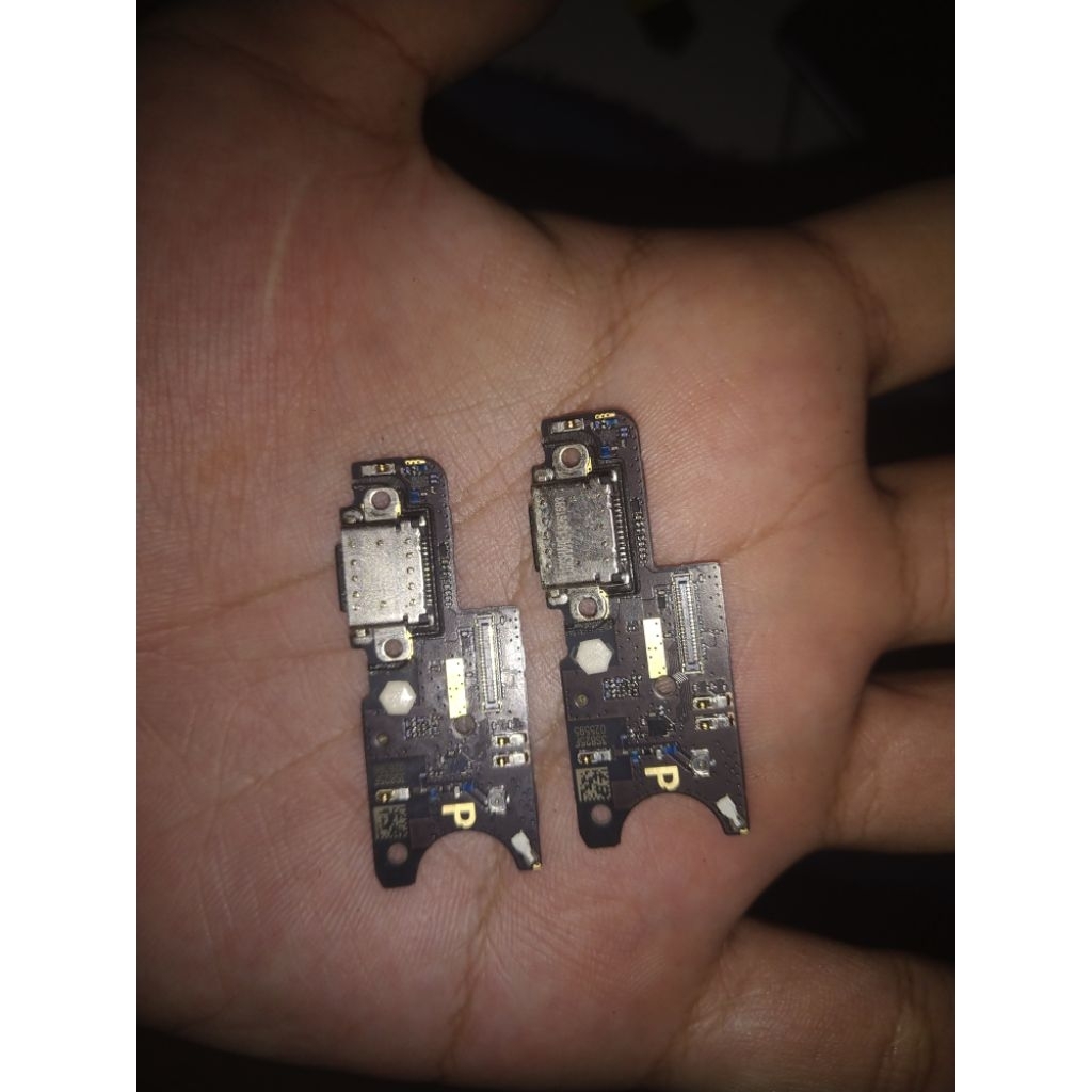 PCB Poco F1 copotan
