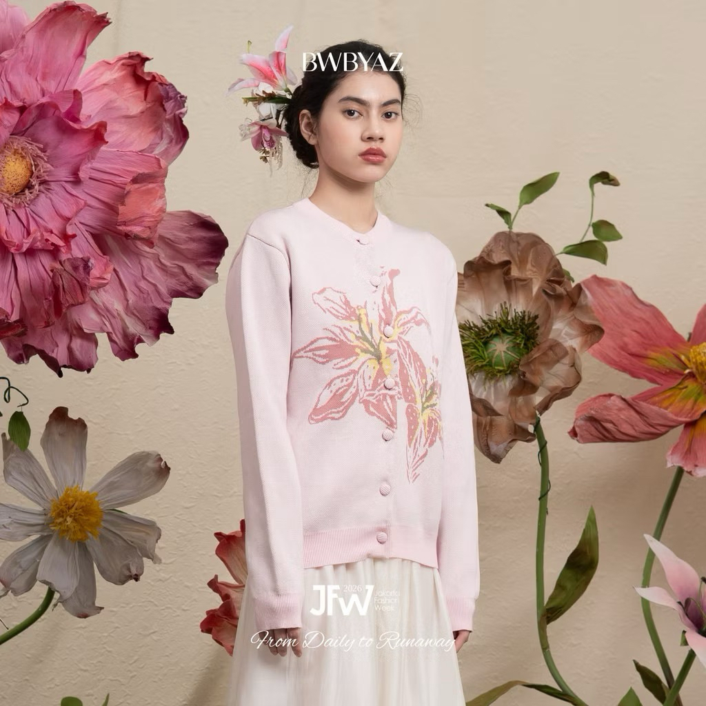 LORAINE BLOOMING CARDIGAN // CLAIRE KNIT BY BWBYAZ