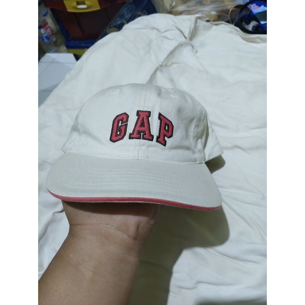 Topi GAP Second Original Tag Cut