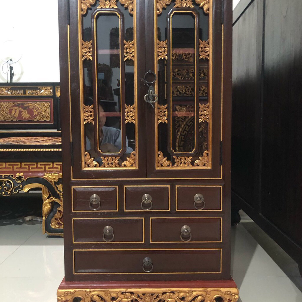 Almari Cuiho Kecil Kayu Jati Tua