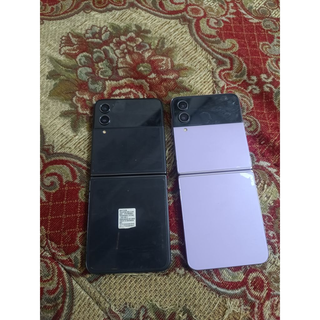 Samsung zflip 4 8/256 minus lcd