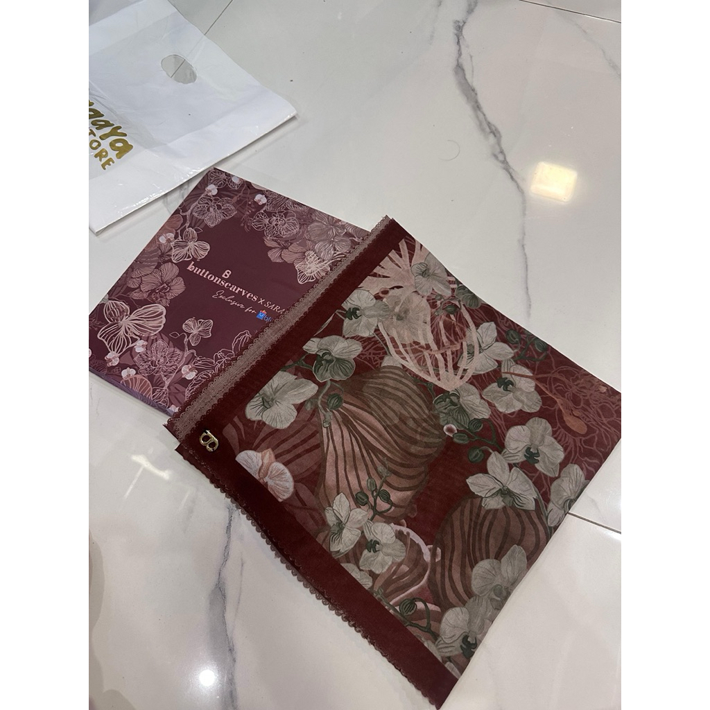 preloved scraf Buttonscarves orchide