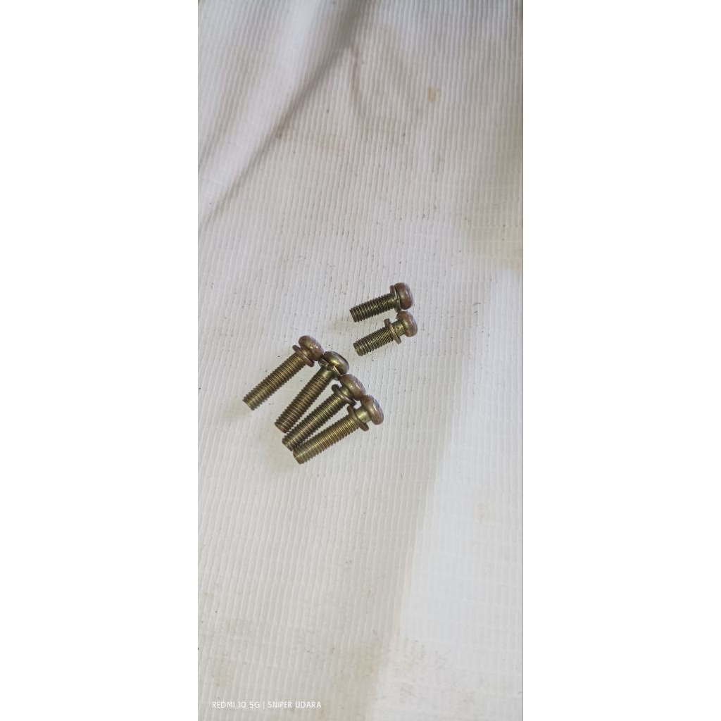 Baut karburator yamaha v75 v80 original