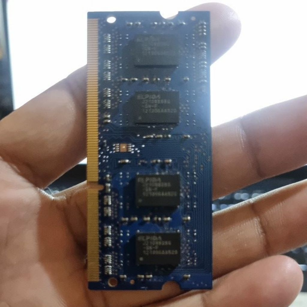 RAM LAPTOP 2GB  (SO-DIMM) Elpida DDR3 SDRAM