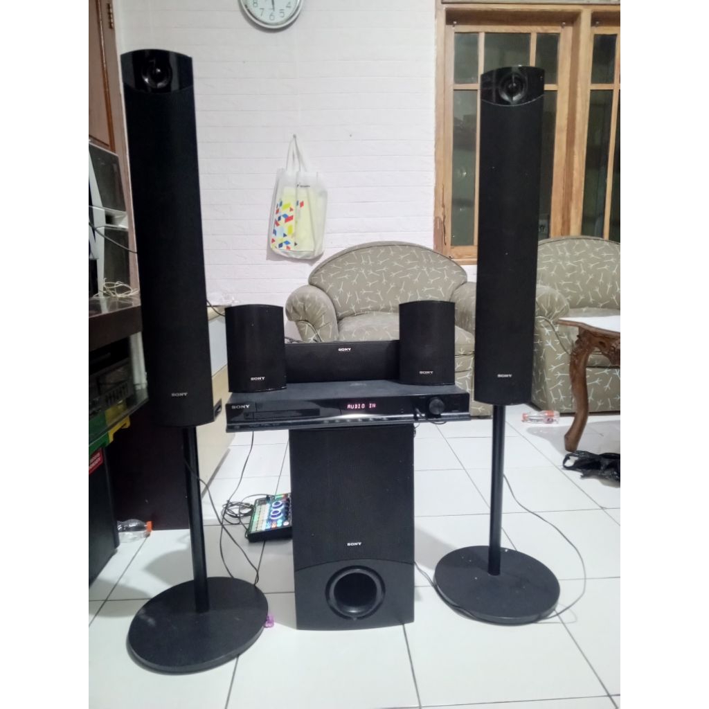 Home theater sony DAV DZ640K