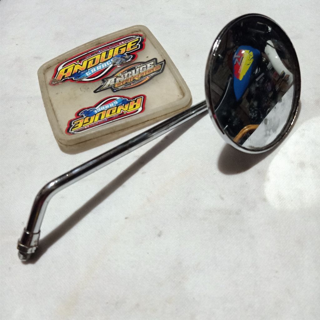spion mirror kanan bulat drat 14mm Honda CB200 CB175  twin Oryginal Made in Japan bisa di aplikasika